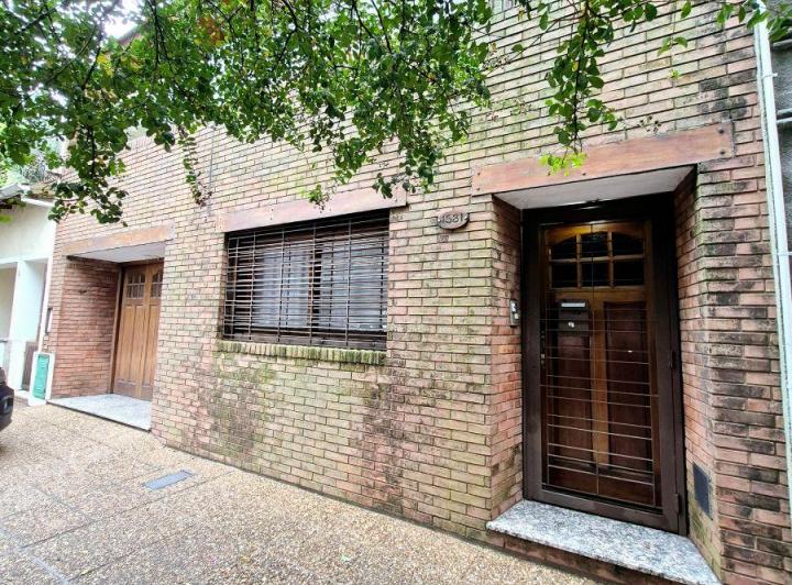Casa · 223m² · 5 Ambientes · 1 Cochera