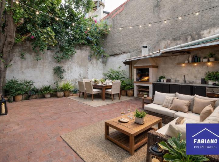 Casa · 157m² · 5 Ambientes · 1 Cochera