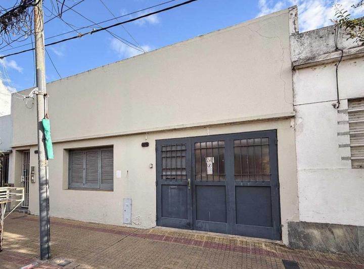 Casa · 179m² · 5 Ambientes · 1 Cochera