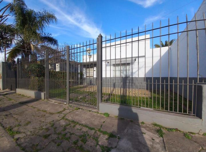 Casa · 110m² · 5 Ambientes · 3 Cocheras