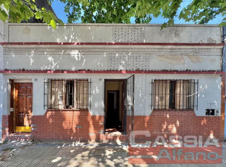 Casa · 218m² · 7 Ambientes