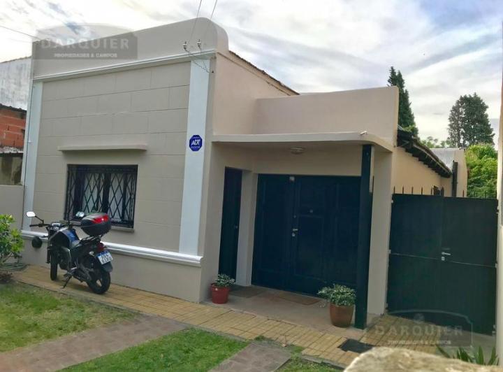 Casa · 215m² · 5 Ambientes