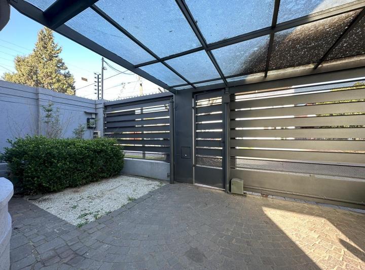 Casa · 280m² · 6 Ambientes · 2 Cocheras