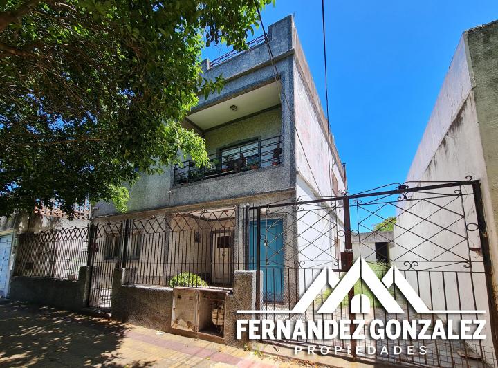 Casa · 139m² · 5 Ambientes · 3 Cocheras