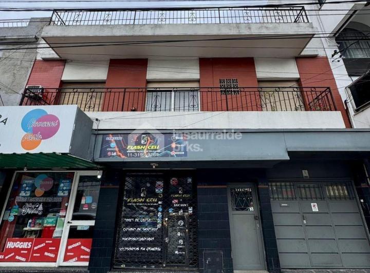 Casa · 250m² · 7 Ambientes · 2 Cocheras