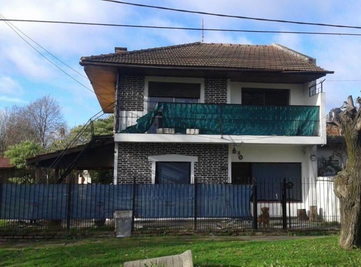 Casa · 150m² · 6 Ambientes · 1 Cochera