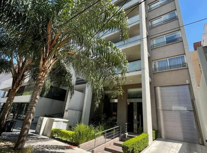 Departamento · 140m² · 4 Ambientes · 2 Cocheras