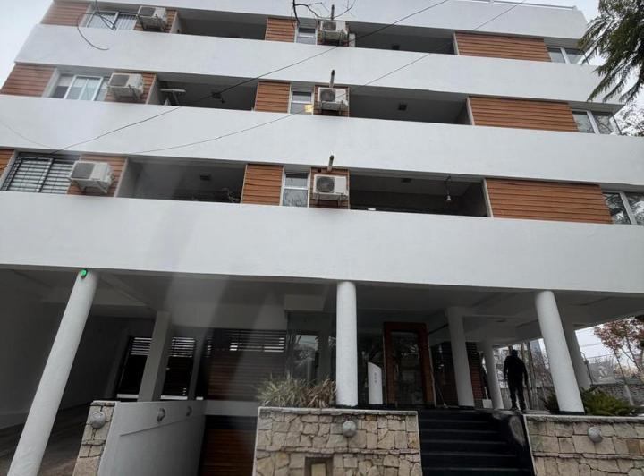 Departamento · 50m² · 2 Ambientes · 1 Cochera