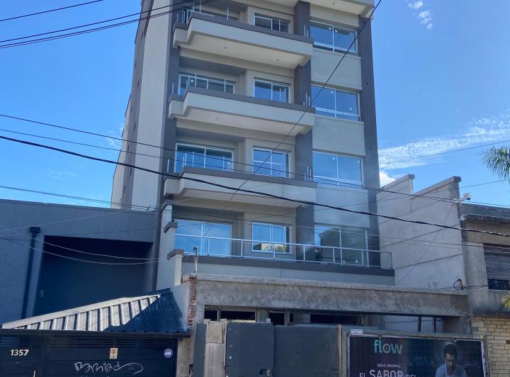Departamento · 100m² · 4 Ambientes · 1 Cochera