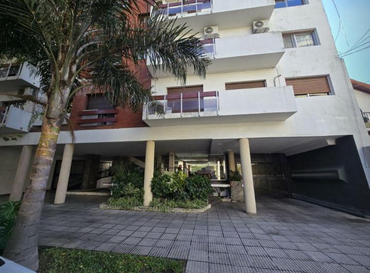 Departamento · 100m² · 4 Ambientes · 2 Cocheras