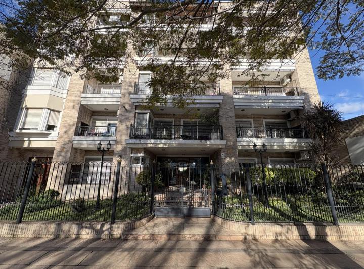 Departamento · 90m² · 3 Ambientes · 1 Cochera