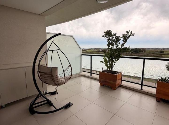 Departamento · 81m² · 2 Ambientes · 1 Cochera