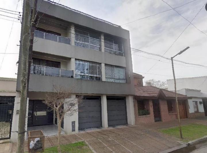 Departamento · 84m² · 4 Ambientes · 1 Cochera