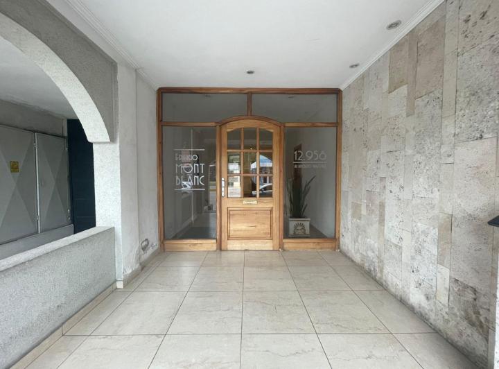 Departamento · 50m² · 2 Ambientes · 1 Cochera