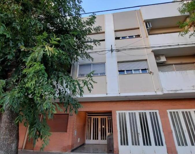 Departamento · 82m² · 5 Ambientes · 1 Cochera