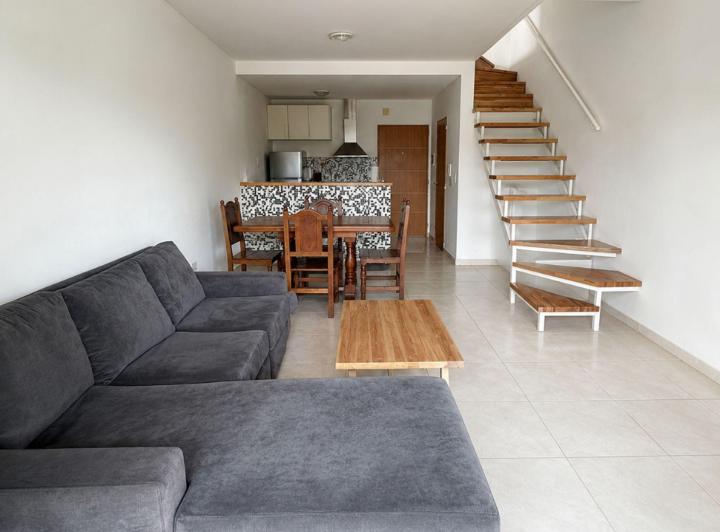 Departamento · 65m² · 2 Ambientes · 1 Cochera