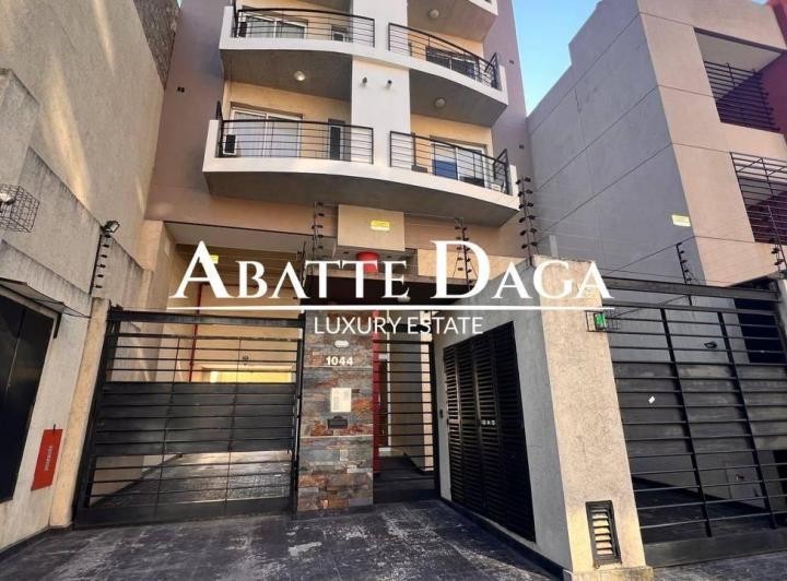 Departamento · 50m² · 2 Ambientes · 1 Cochera