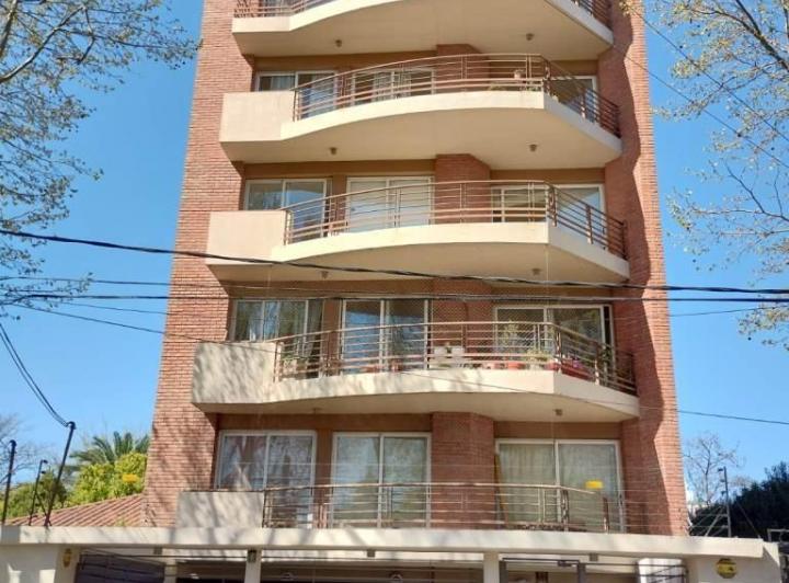 Departamento · 104m² · 4 Ambientes · 1 Cochera