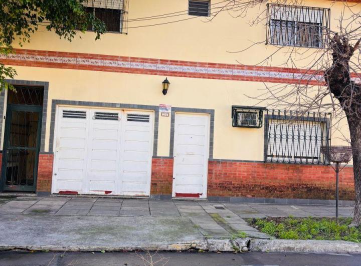 Departamento · 1m² · 4 Ambientes · 1 Cochera