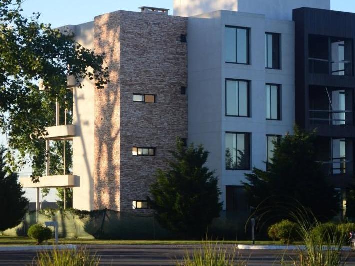 Departamento · 50m² · 2 Ambientes · 1 Cochera