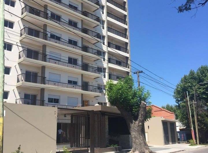 Departamento · 49m² · 2 Ambientes · 1 Cochera