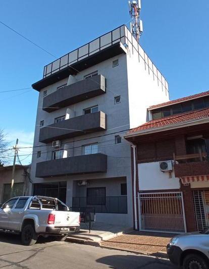 Departamento · 60m² · 2 Ambientes · 1 Cochera