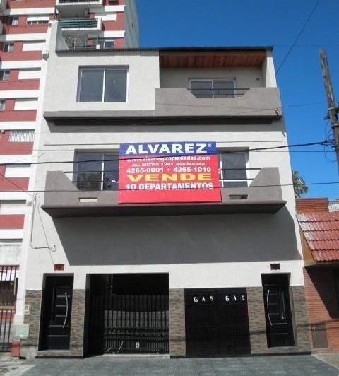Departamento · 64m² · 4 Ambientes