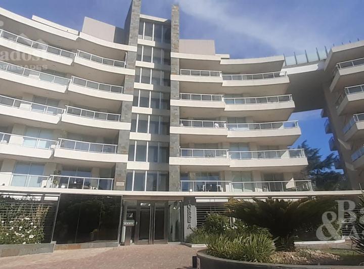 Departamento · 60m² · 2 Ambientes · 1 Cochera