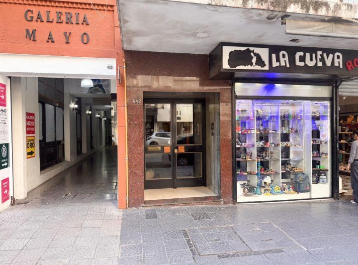 Departamento · 93m² · 6 Ambientes