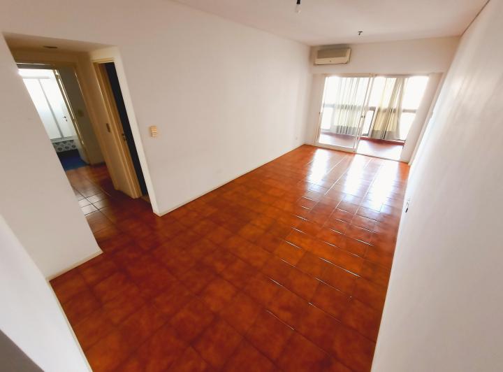 Departamento · 82m² · 4 Ambientes · 1 Cochera