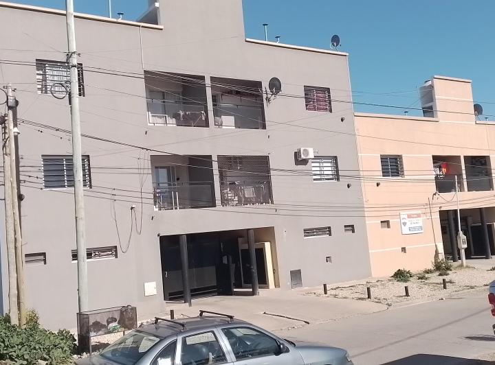 Departamento · 42m² · 2 Ambientes · 1 Cochera