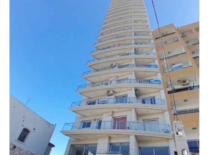 Departamento · 105m² · 4 Ambientes · 2 Cocheras