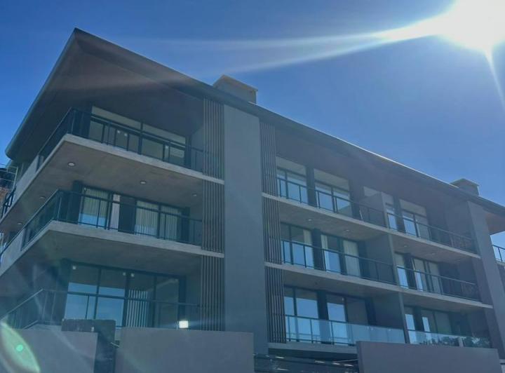 Departamento · 80m² · 2 Ambientes · 1 Cochera