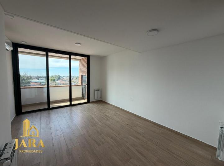 Departamento · 60m² · 2 Ambientes · 1 Cochera