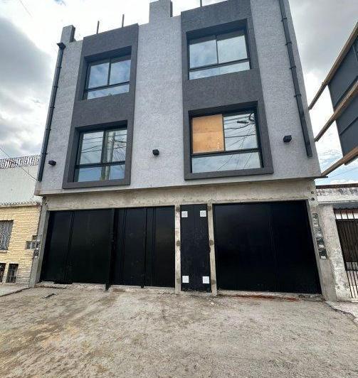 Departamento · 82m² · 4 Ambientes · 1 Cochera