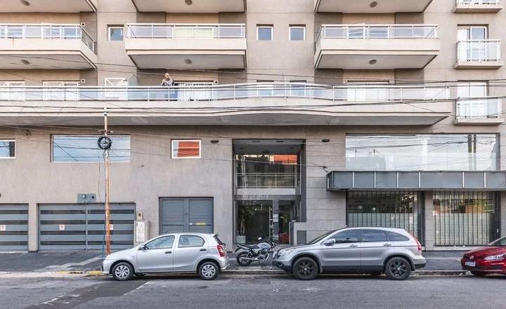 Departamento · 100m² · 4 Ambientes · 2 Cocheras
