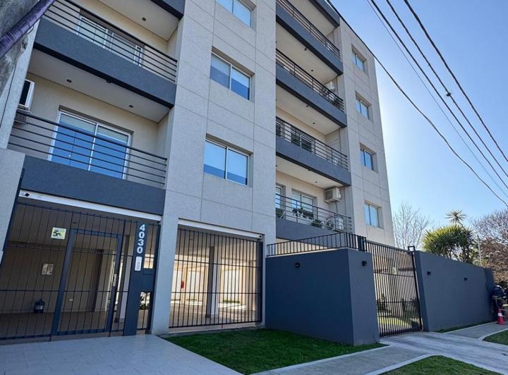 Departamento · 45m² · 2 Ambientes · 1 Cochera