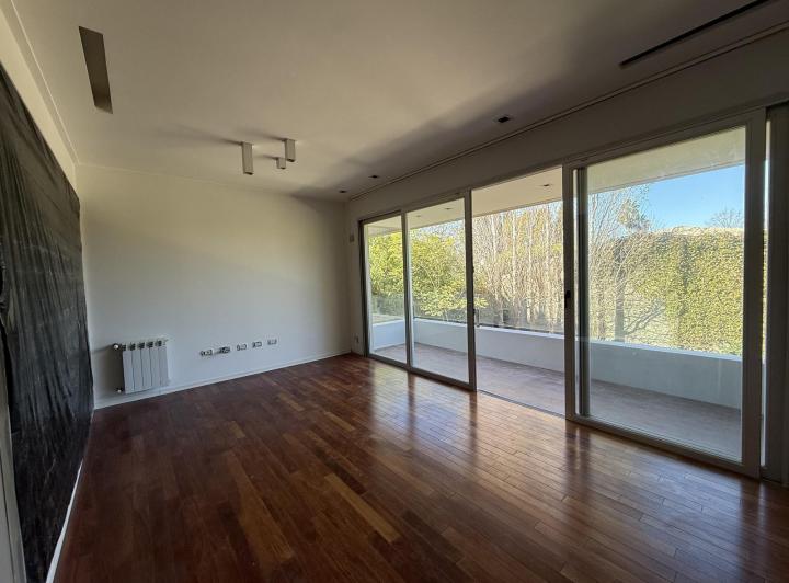 Departamento · 69m² · 2 Ambientes · 1 Cochera