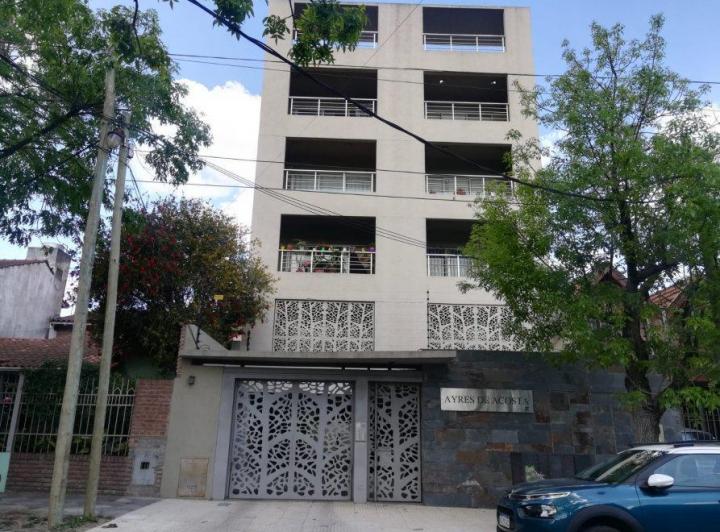 Departamento · 1m² · 2 Ambientes · 1 Cochera