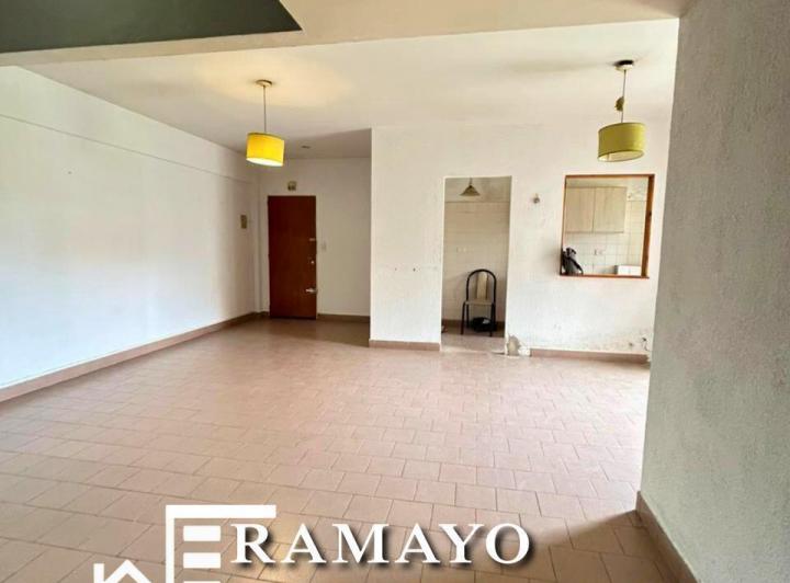 Departamento · 60m² · 4 Ambientes · 1 Cochera