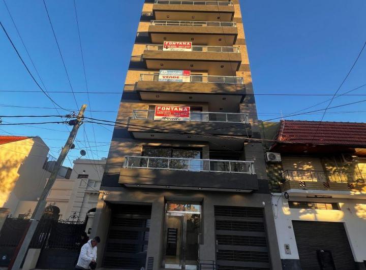 Departamento · 100m² · 4 Ambientes · 1 Cochera