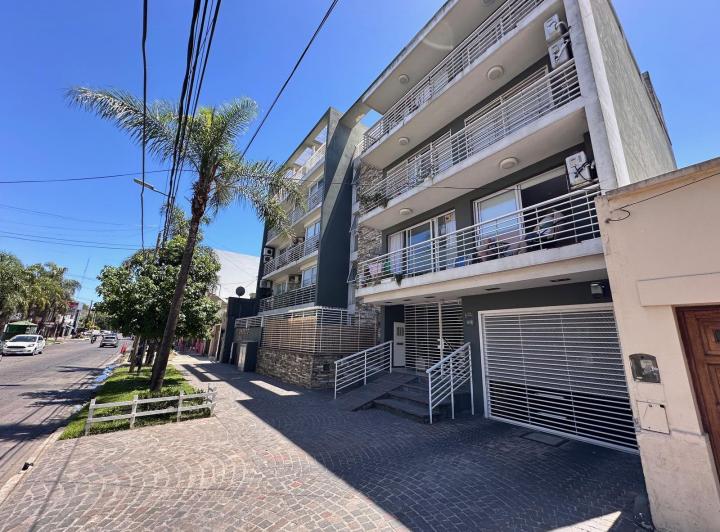 Departamento · 63m² · 3 Ambientes · 2 Cocheras