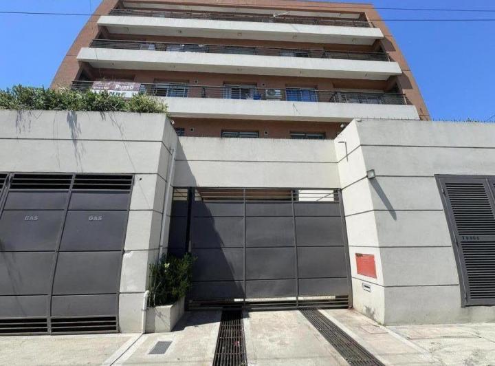 Departamento · 43m² · 2 Ambientes · 1 Cochera