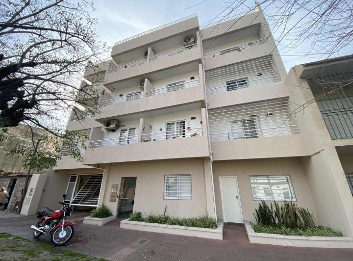 Departamento · 56m² · 3 Ambientes · 1 Cochera