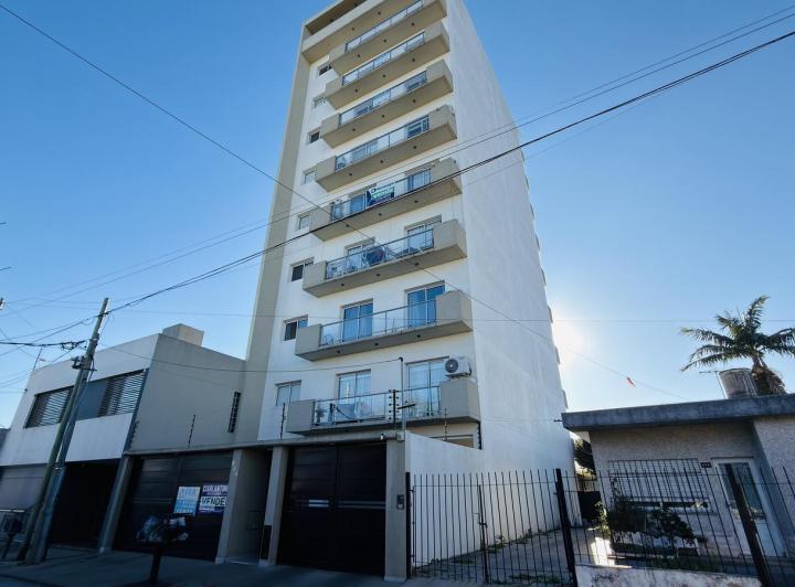 Departamento · 65m² · 3 Ambientes · 1 Cochera
