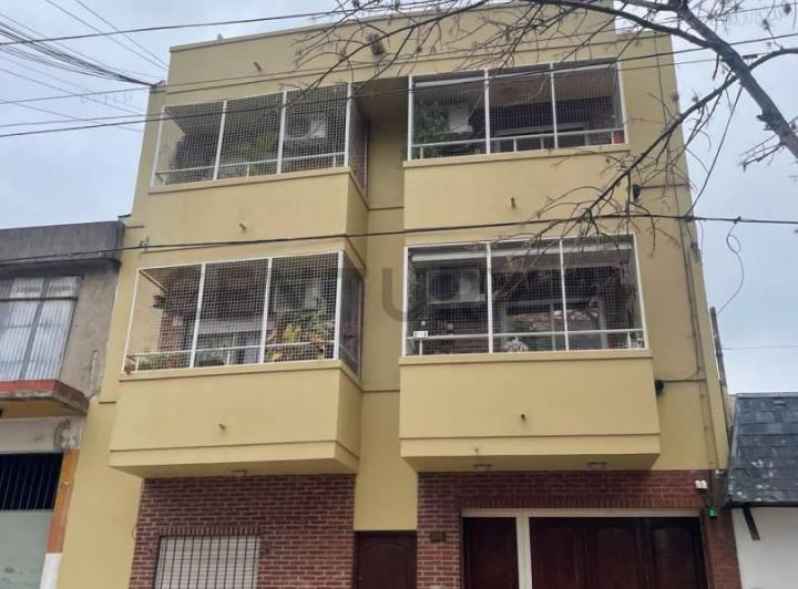 Departamento · 44m² · 2 Ambientes · 1 Cochera