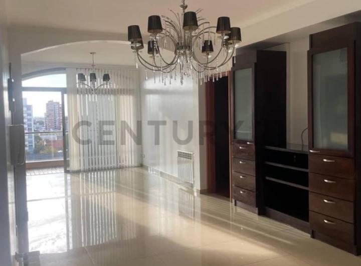 Departamento · 100m² · 4 Ambientes · 1 Cochera