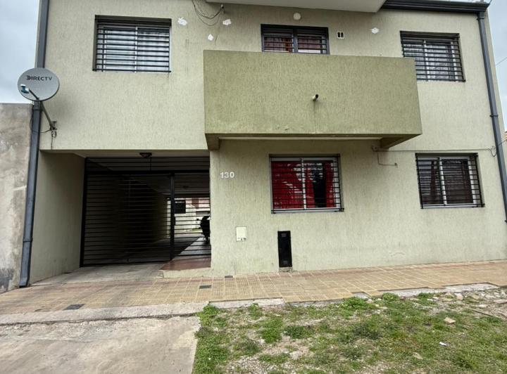 Departamento · 50m² · 2 Ambientes · 1 Cochera