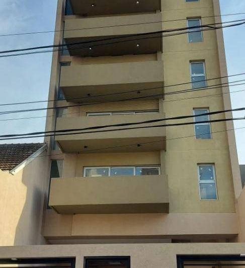 Departamento · 97m² · 4 Ambientes · 1 Cochera