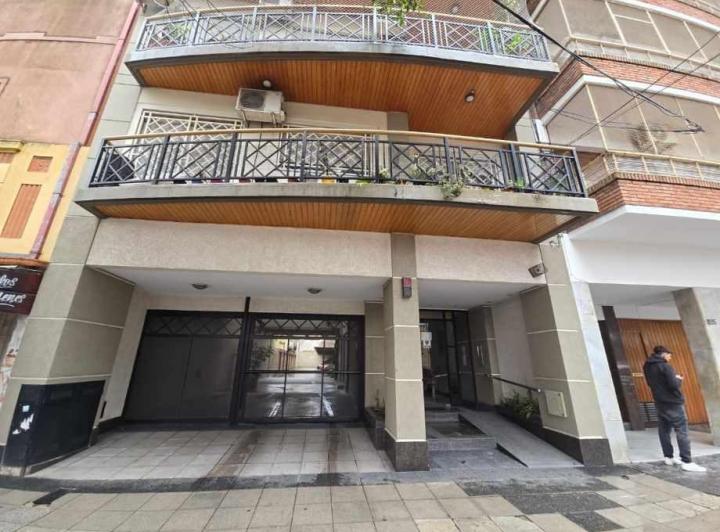 Departamento · 80m² · 3 Ambientes · 1 Cochera